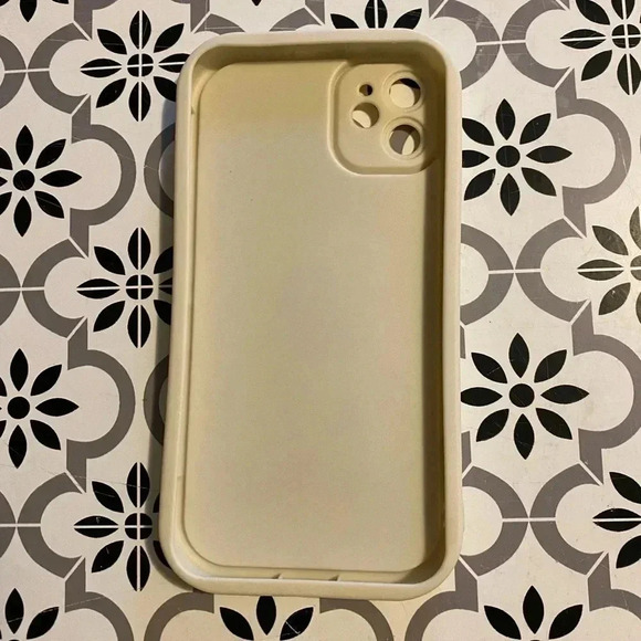 iPhone 11 Fall Themed Cell Phone Case - Picture 2 of 2